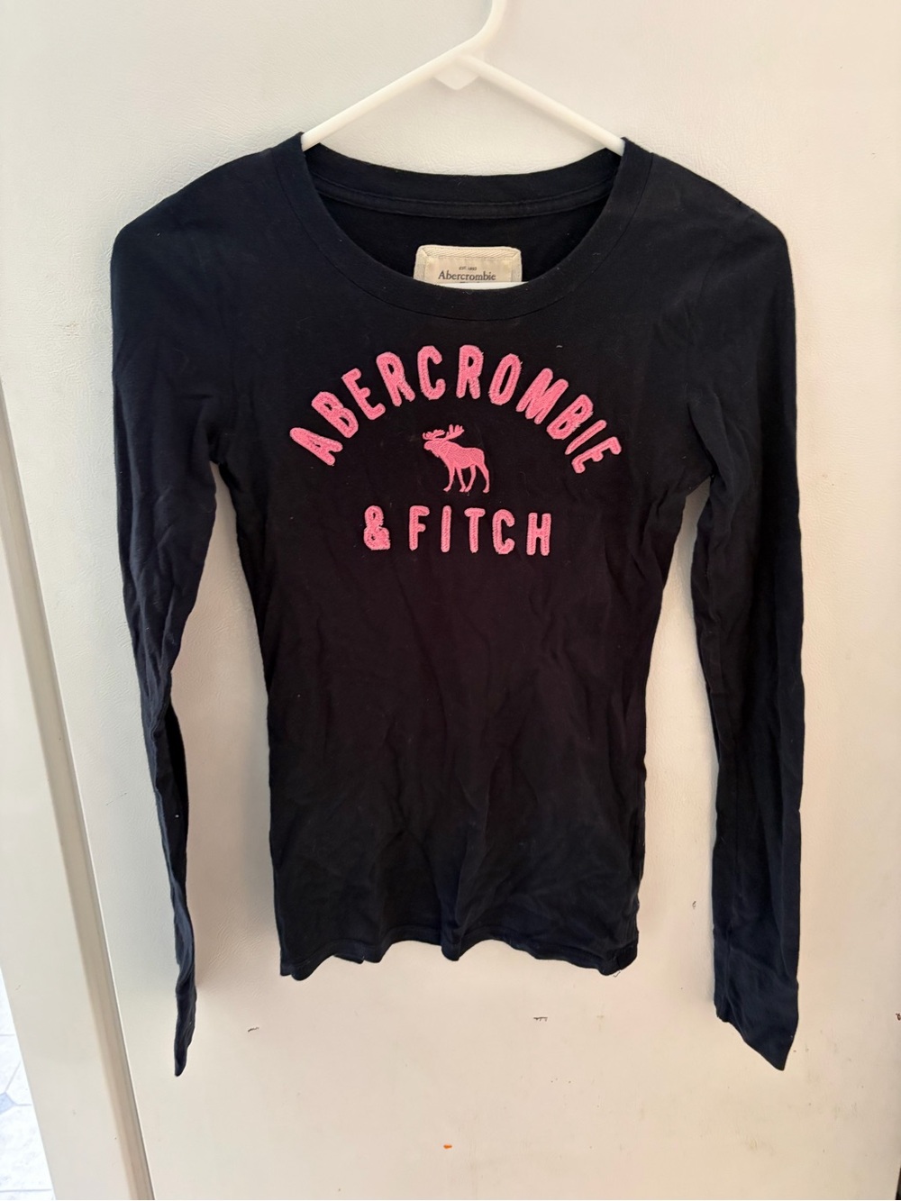 Y2K Abercrombie & Fitch Navy Long Sleeve Shirt with Pink Logo
